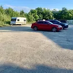 Zuzanittin Domcek *