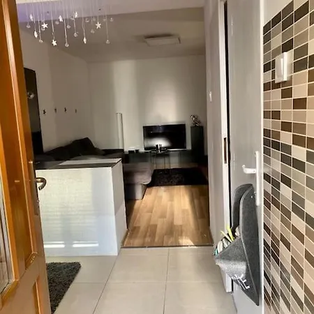 Zuzanittin Domcek Prázdninový dům *