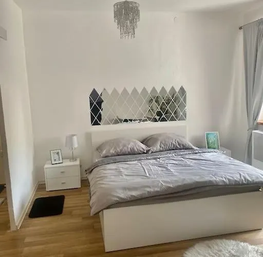 Zuzanittin Domcek * Rožňava